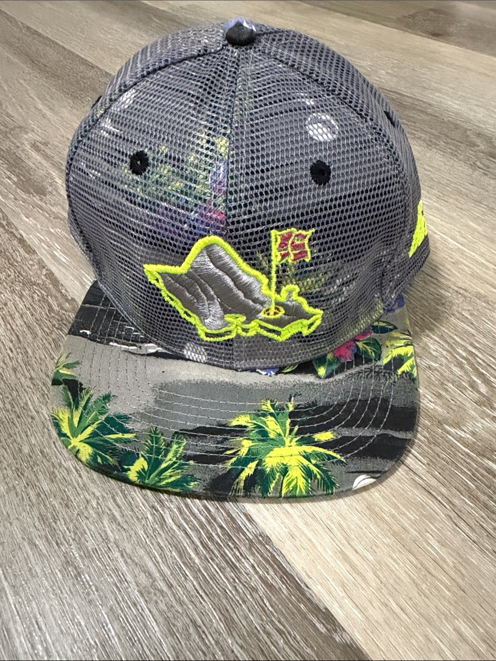 OGA Men’s Gray Mesh Snapback Hat with Neon Yellow Palm Design